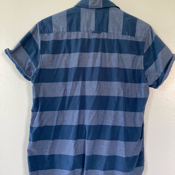 💕6 listings/$12💕 CACTUS MAN button up - Picture 4 of 4